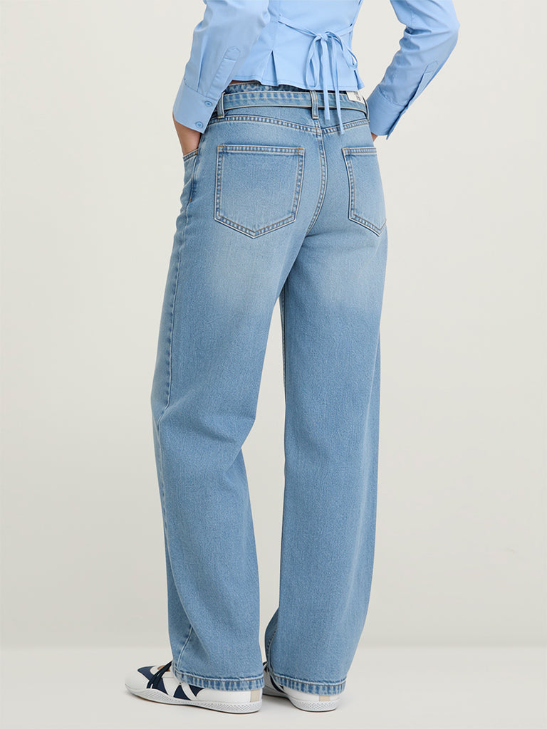 Straight-Leg Faded Jeans with Belt