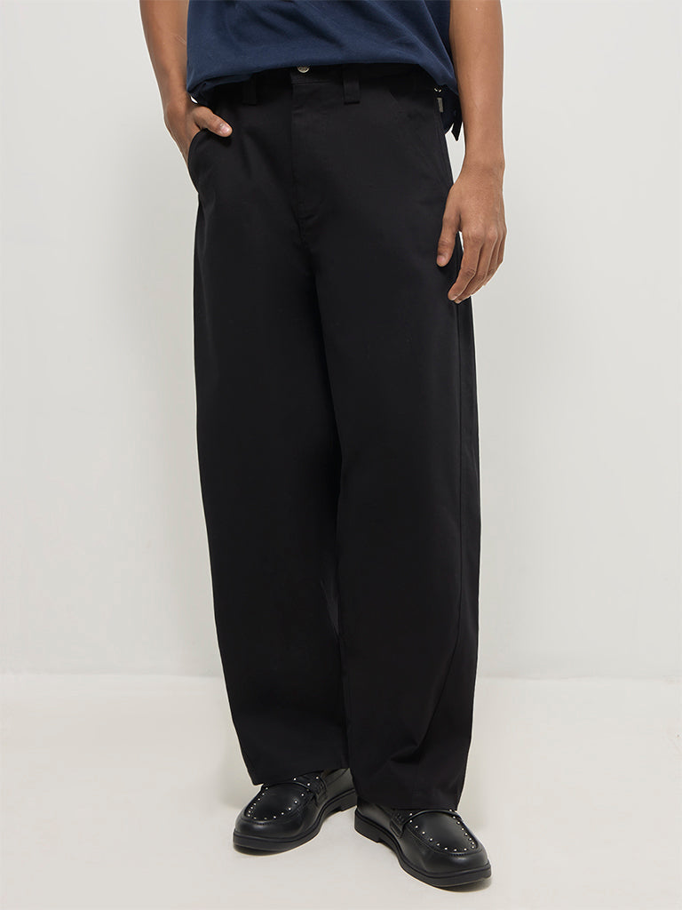 Barrel-Fit Pants