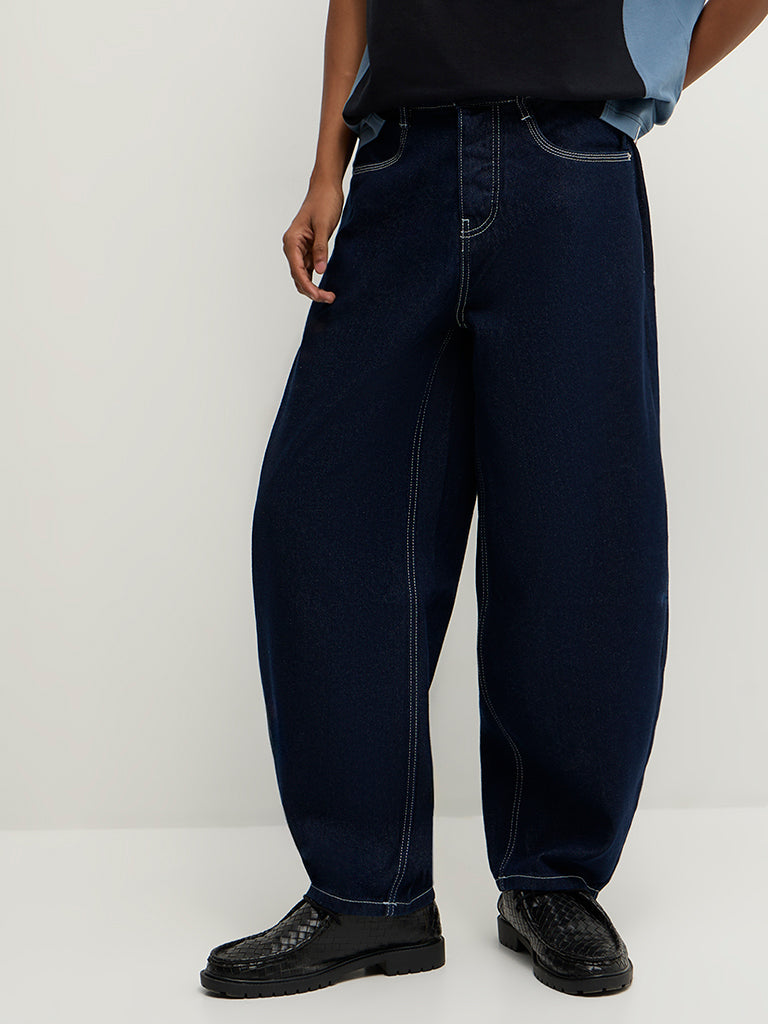 Barrel-Fit Jeans