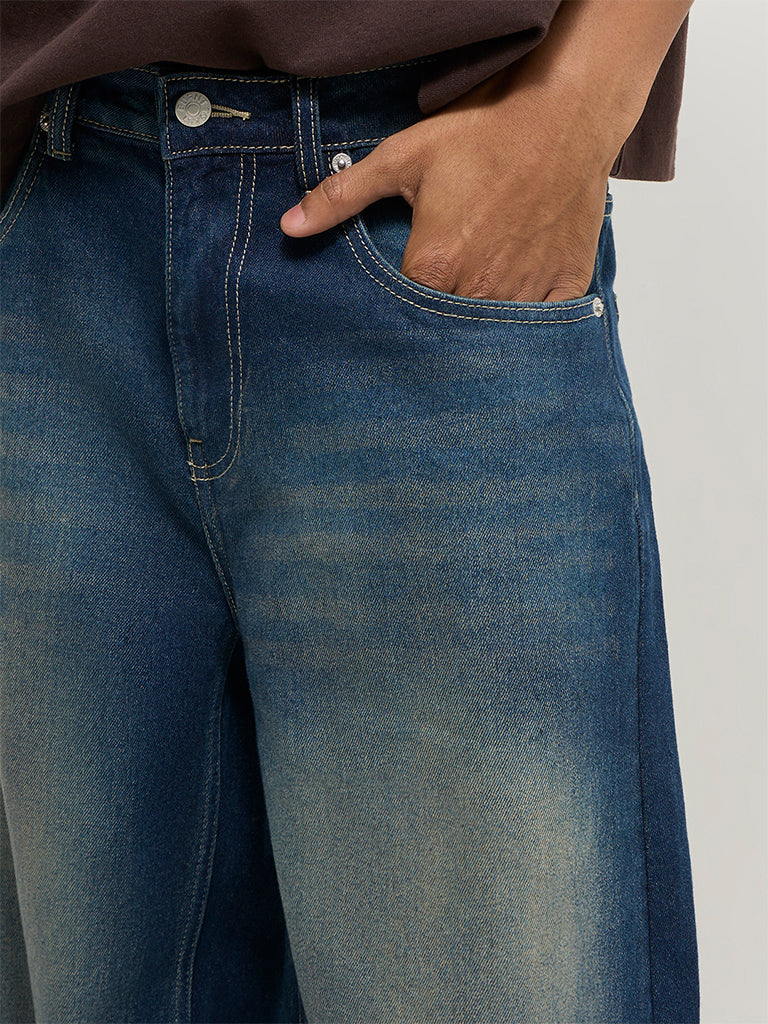 Balloon-Fit Faded Jeans