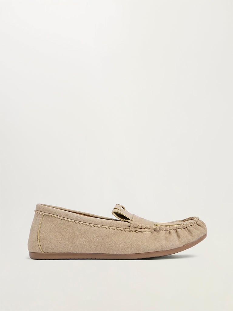 Fringe Moccasins