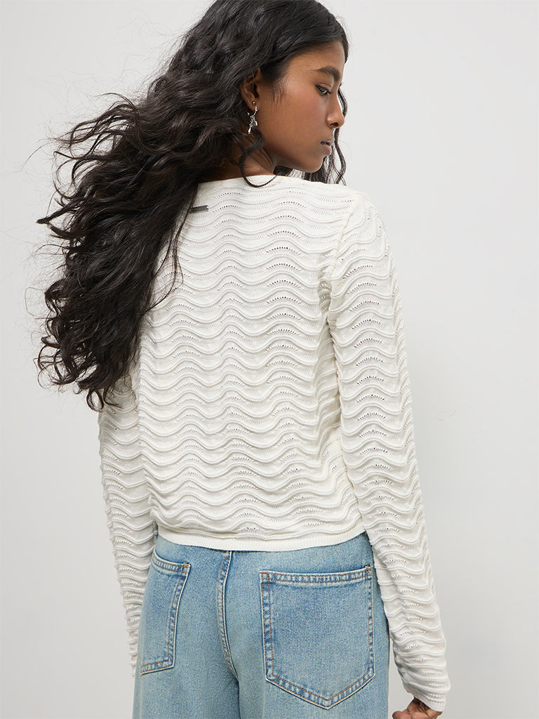 Fitted Embroidered Cardigan