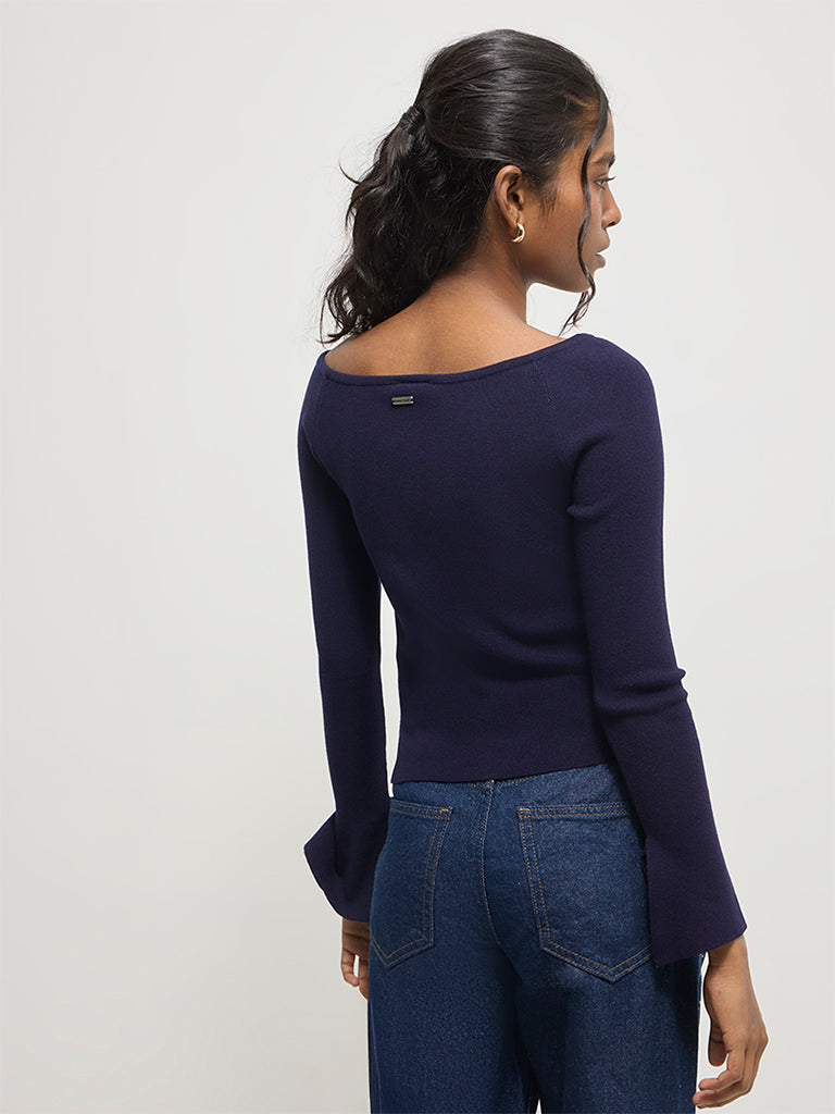 Fitted Ribbed-Textured Top