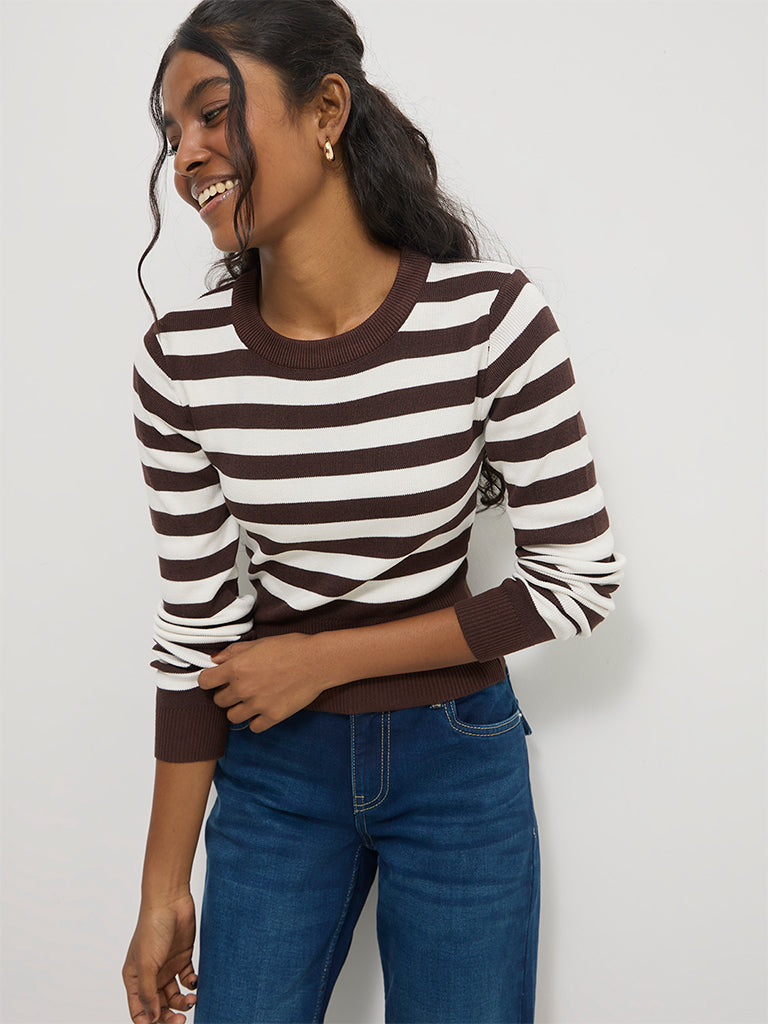 Fitted Striped Top