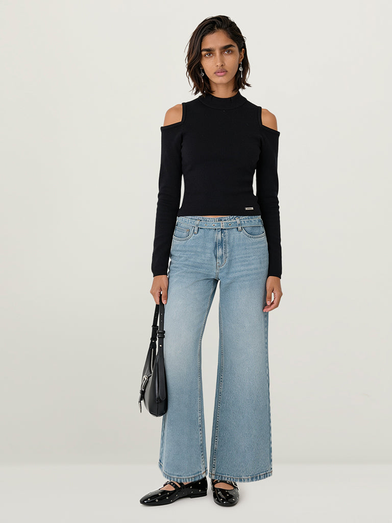 Fitted Cold-Shoulder Top
