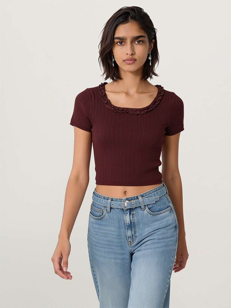 Fitted Ribbed-Textured Top