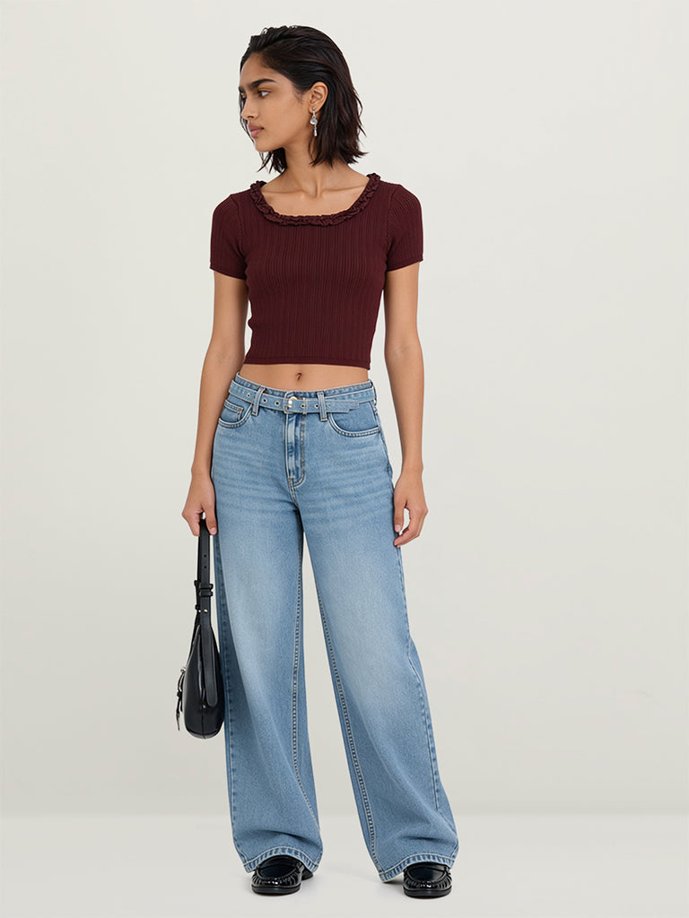 Fitted Ribbed-Textured Top