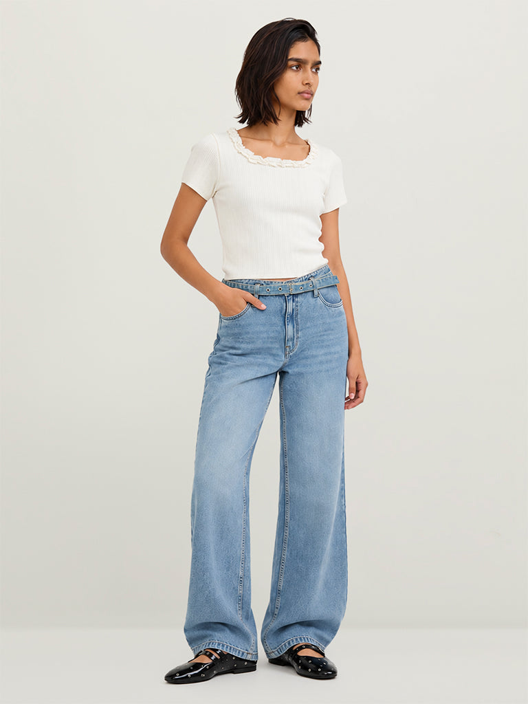 Fitted Ribbed-Textured Top