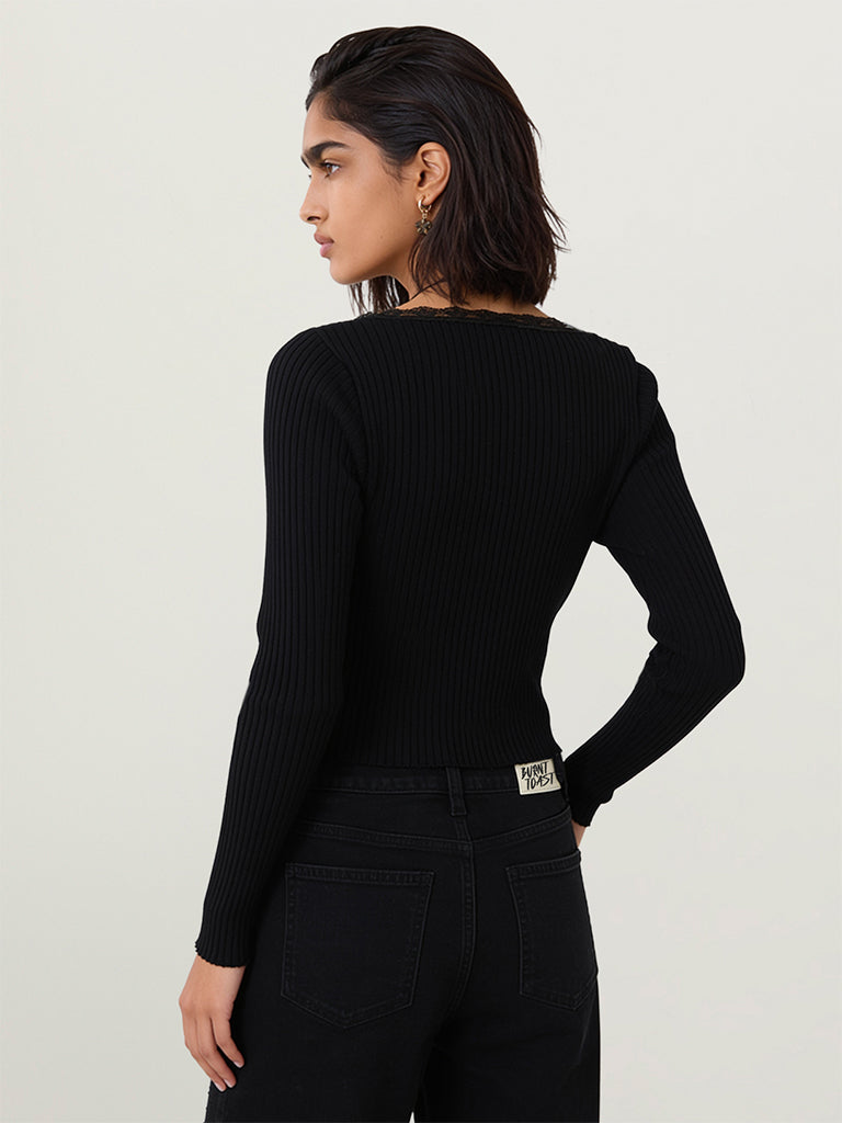 Fitted Ribbed-Textured Top