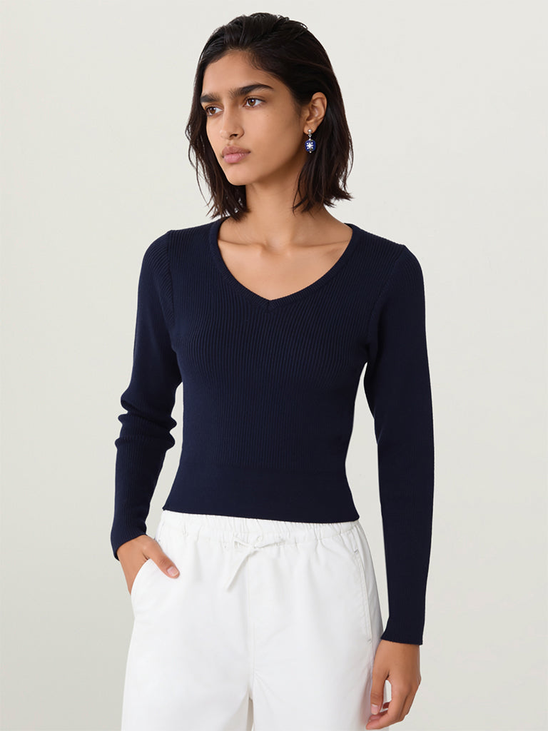 Fitted Ribbed-Textured Top