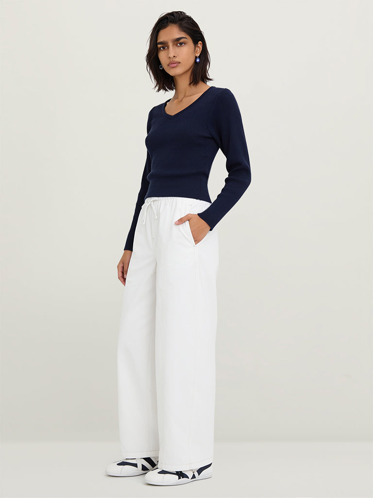 Fitted Ribbed-Textured Top
