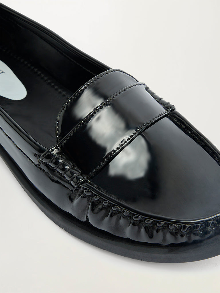 Solid Loafers