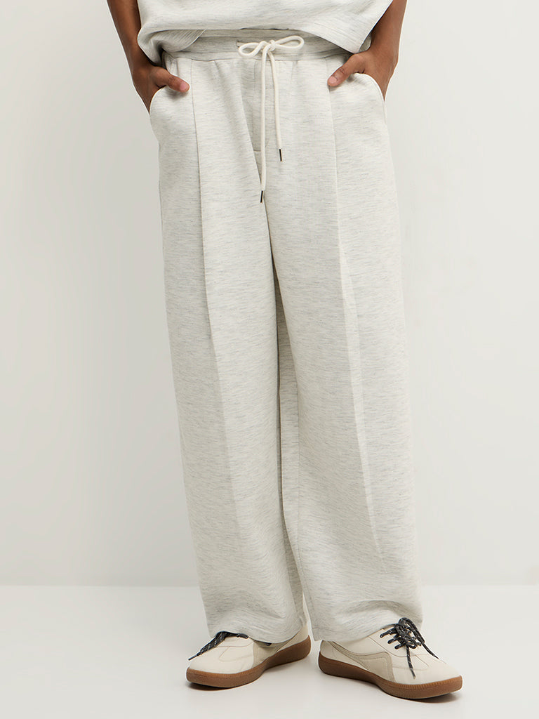 Baggy-Fit Melange Pants