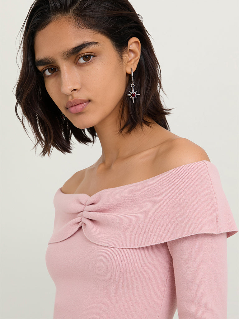Off-Shoulder Fitted Knit Top